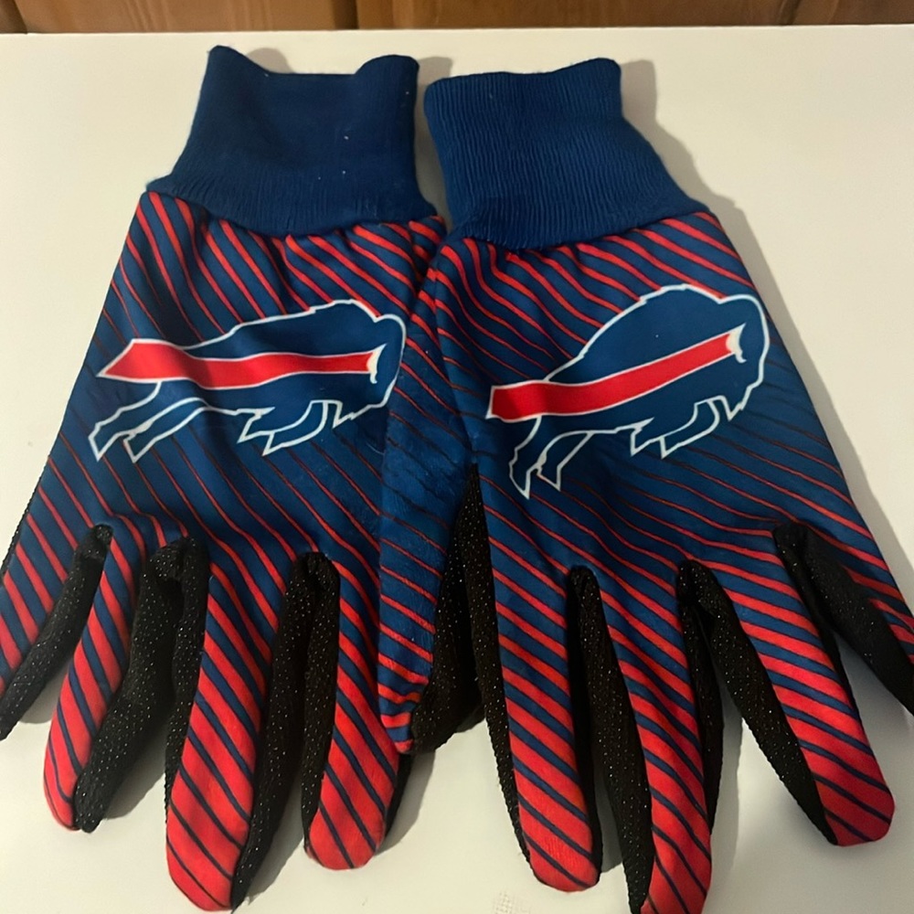 Buffalo Bills Gloves